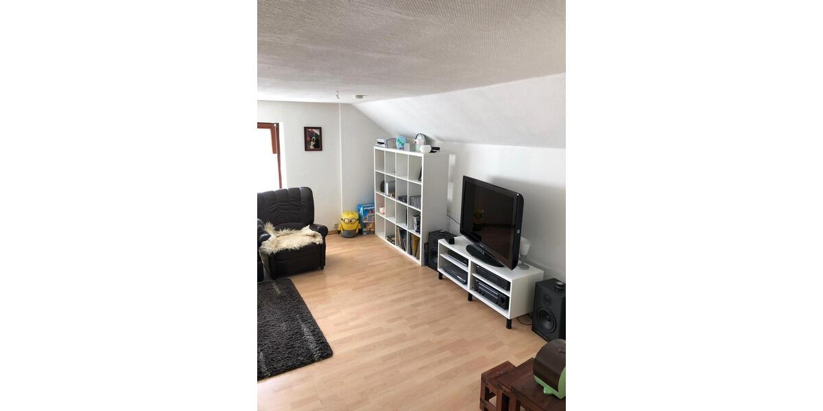 Dachgeschoßwohnung Ahrensbök - 3 Zimmer, 93 m&sup2;, 750&euro; | Angebot:26600619