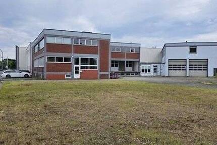 Gewerbeimmobilie mit Lager-, Büro- und Ausstellungsflächen, auch zum Kauf! zimmer