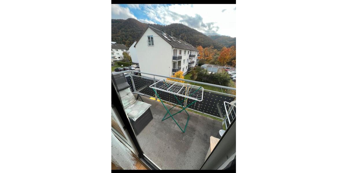 Helle 2-Zimmer-Wohnung im 2. OG rechts – ca. 60m² – zentrale Lage 2 zimmer