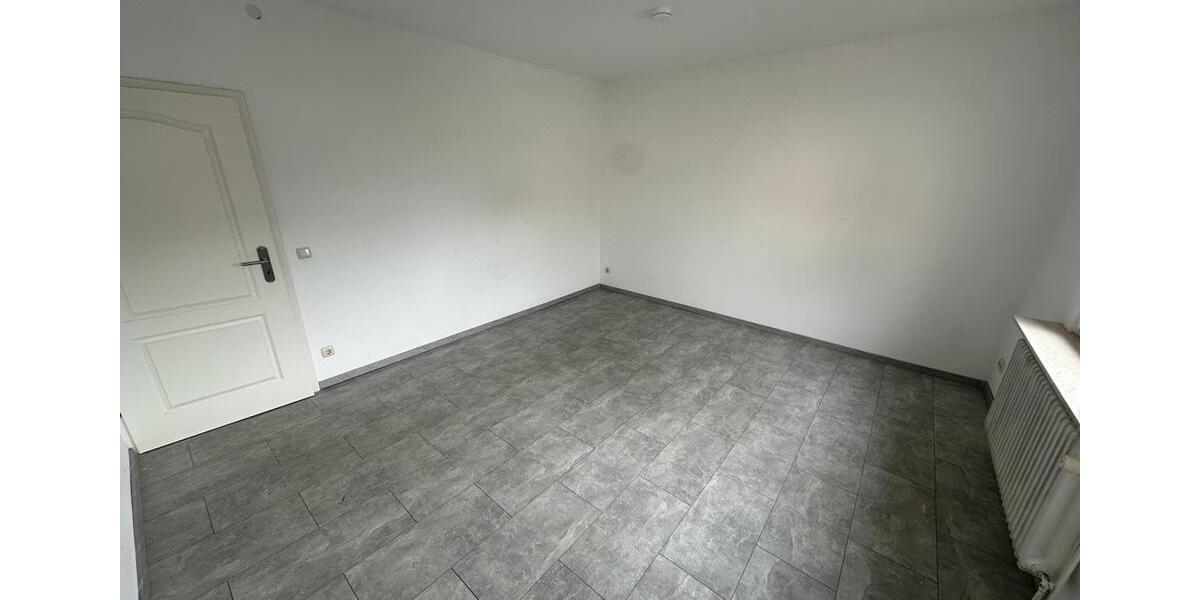 Erdgeschoßwohnung Friedrichsdorf - 3 Zimmer, 70 m&sup2;, 1.225&euro; | Angebot:25875022