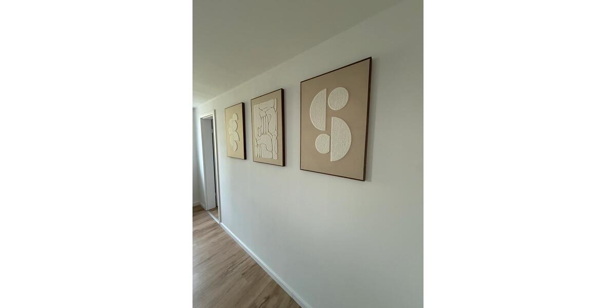 Wohnen auf Zeit Glauchau - 8 Zimmer, 156 m&sup2;, 15&euro; | Angebot:17320207