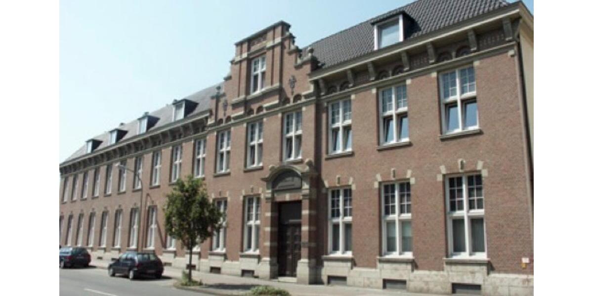 Etagenwohnung Goch - 5 Zimmer, 216 m&sup2;, 1.190&euro; | Angebot:25220387