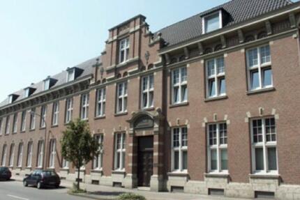 Wohnung Goch - 5 Zimmer, 216 m&sup2;, 1.190&euro; | Angebot:25220387