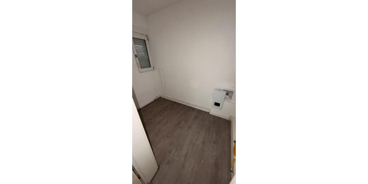 Dachgeschoßwohnung Falkensee - 2 Zimmer, 90 m&sup2;, 1.350&euro; | Angebot:24597937