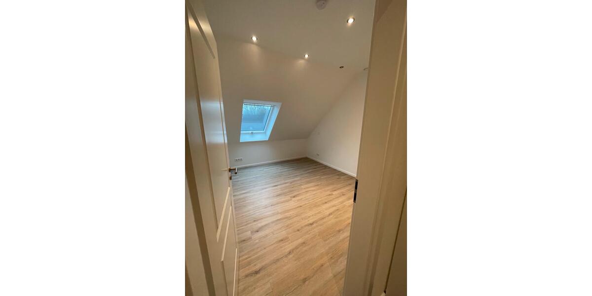 Etagenwohnung Kalkar - 4 Zimmer, 92 m&sup2;, 979&euro; | Angebot:25108304