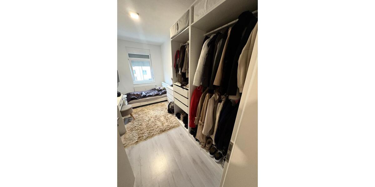 Wohnen auf Zeit Ludwigsburg - 12 Zimmer, 96 m&sup2;, 500&euro; | Angebot:25100812