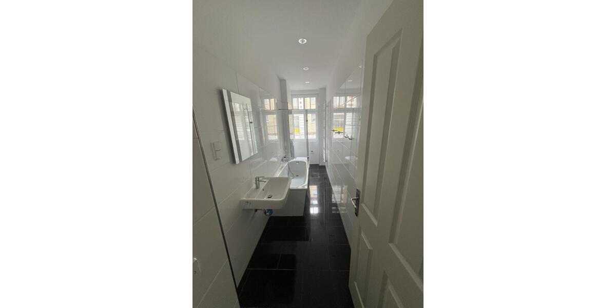 Erdgeschoßwohnung Brandenburg an der Havel Bahnhofsvorstadt - 3 Zimmer, 95 m&sup2;, 760&euro; | Angebot:24630563