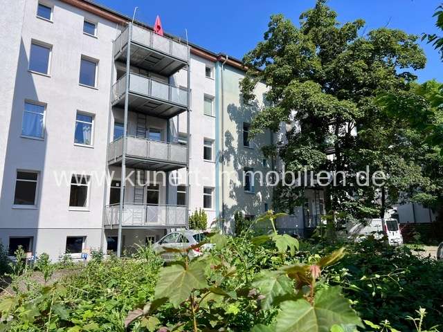 Wohnung zum Mieten in Halle 619,30 € 61.93 m²