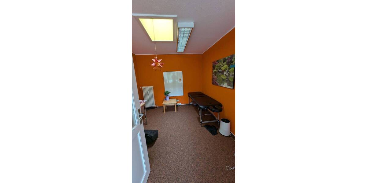 Gewerbeobjekt Schwarzenbek - 1 Zimmer, 305 m&sup2;, 2.595&euro; | Angebot:22666483