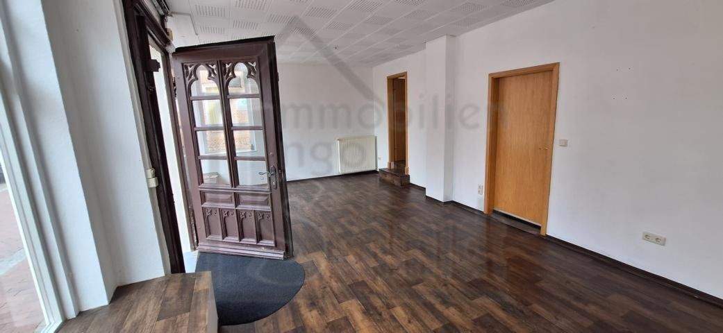 Gewerbeobjekt Weener - 400&euro; | Angebot:23960472