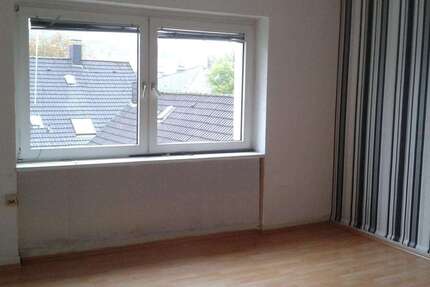 Wohnung Wuppertal Wichlinghausen - 3 Zimmer, 87 m&sup2;, 580&euro; | Angebot:27285916