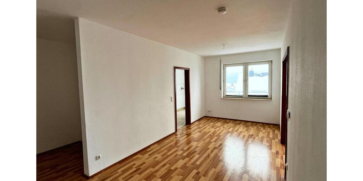 Etagenwohnung Bad Emstal - 3 Zimmer, 89 m&sup2;, 590&euro; | Angebot:24837279