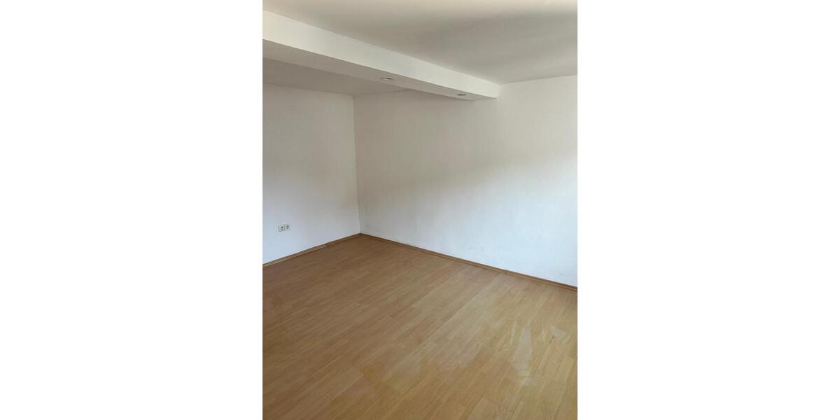 Etagenwohnung Großalmerode - 3 Zimmer, 90 m&sup2;, 570&euro; | Angebot:26195945