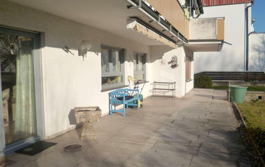 Etagenwohnung Estenfeld - 3 Zimmer, 105 m&sup2;, 1.090&euro; | Angebot:26020832