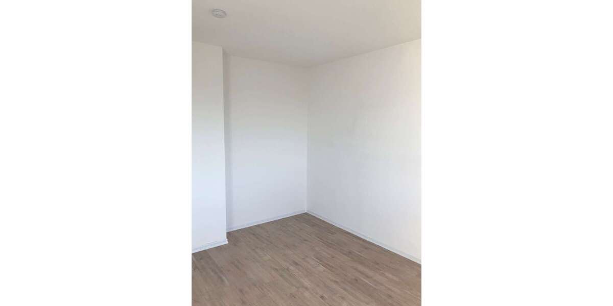 Möblierte 2 Zimmer Wohnung mit Balkon. Flexibel ab 6 Monate zu vermieten! - Appartement Annaburg | Angebot:24248810