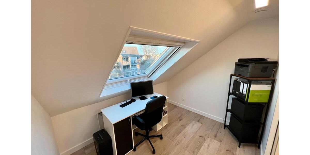 Dachgeschoßwohnung Voerde (Niederrhein) - 3 Zimmer, 78 m&sup2;, 740&euro; | Angebot:26534131