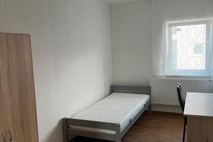 Wohnen auf Zeit Dingolfing - 2 Zimmer, 100 m&sup2;, 390&euro; | Angebot:25126565