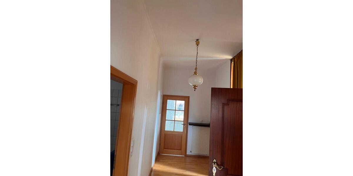 Etagenwohnung Emden - 5 Zimmer, 130 m&sup2;, 800&euro; | Angebot:26019066