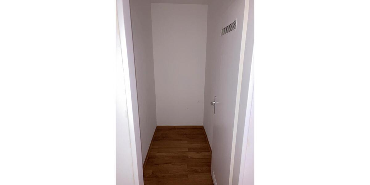 Etagenwohnung Bensheim - 3 Zimmer, 74 m&sup2;, 818&euro; | Angebot:24810715