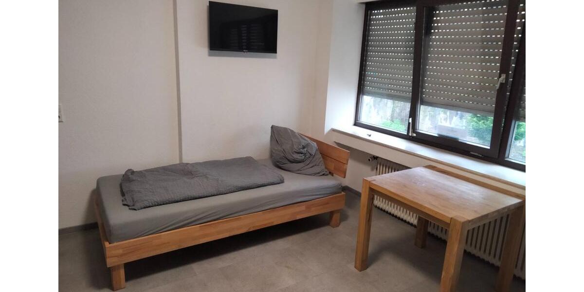 Etagenwohnung Plüderhausen - 1 Zimmer, 8 m&sup2;, 30&euro; | Angebot:24429309