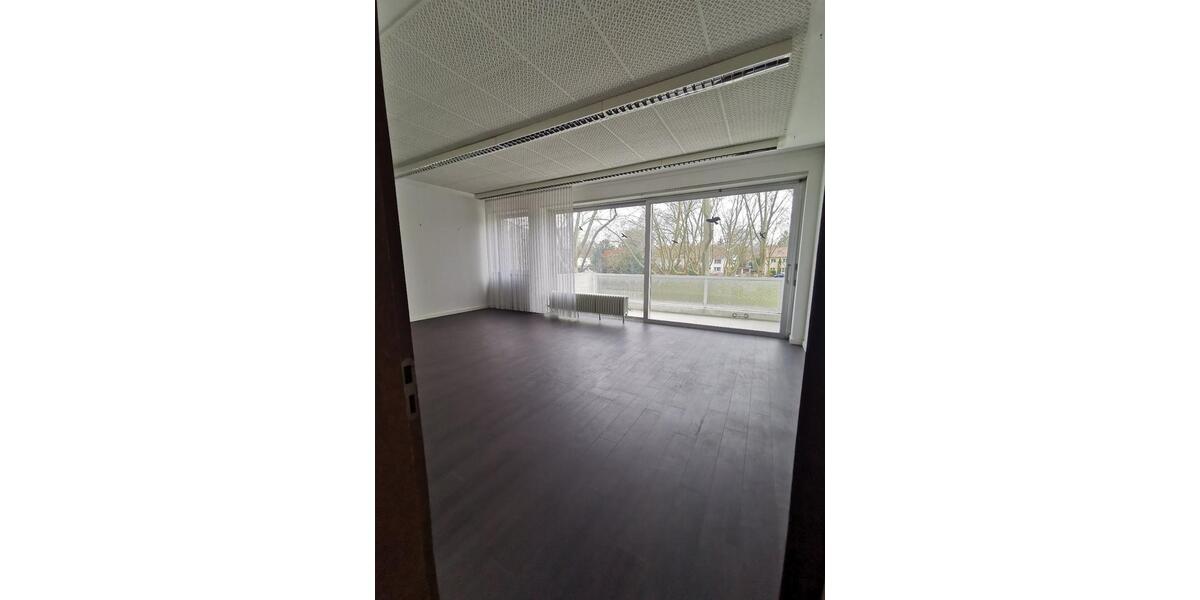 Repräsentative Büro-Praxisflächen in ruhiger Lage, Oststadt-Ma zimmer