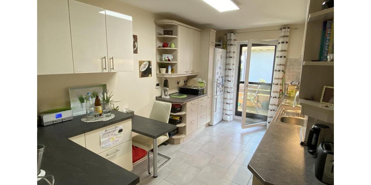 Etagenwohnung Königsbrunn - 4 Zimmer, 116 m&sup2;, 1.680&euro; | Angebot:25070816