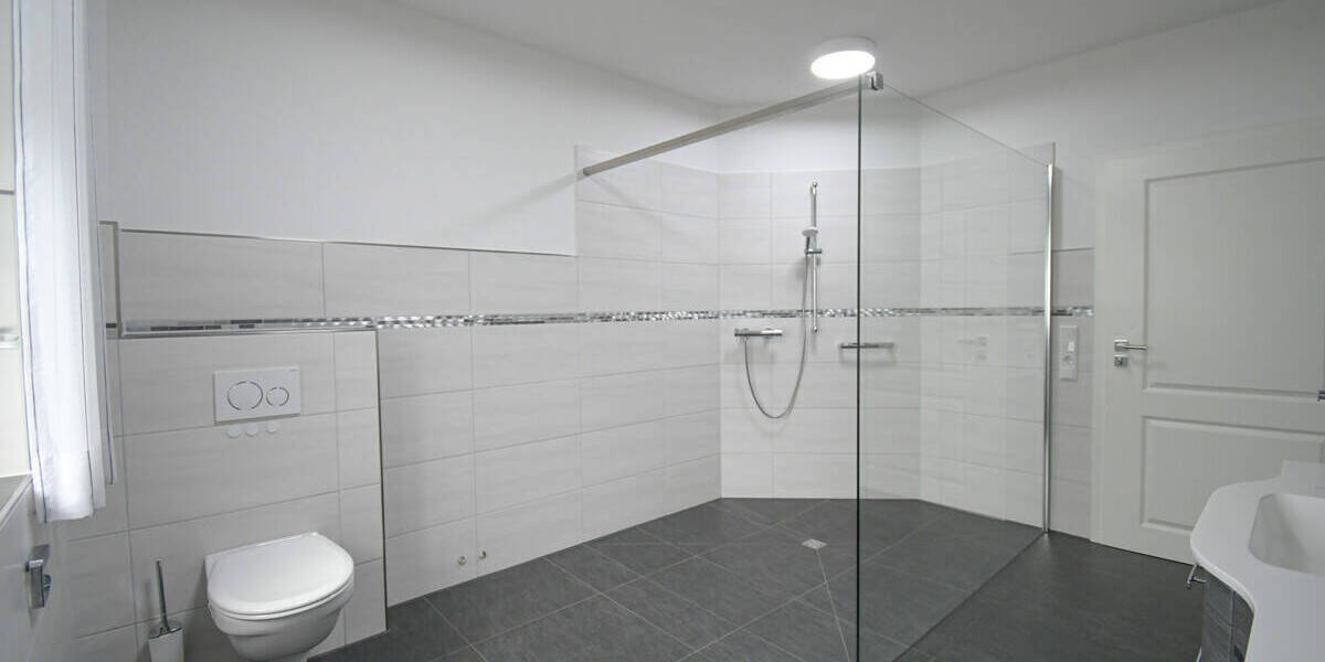 Etagenwohnung Edewecht - 3 Zimmer, 107 m&sup2;, 1.250&euro; | Angebot:26106319