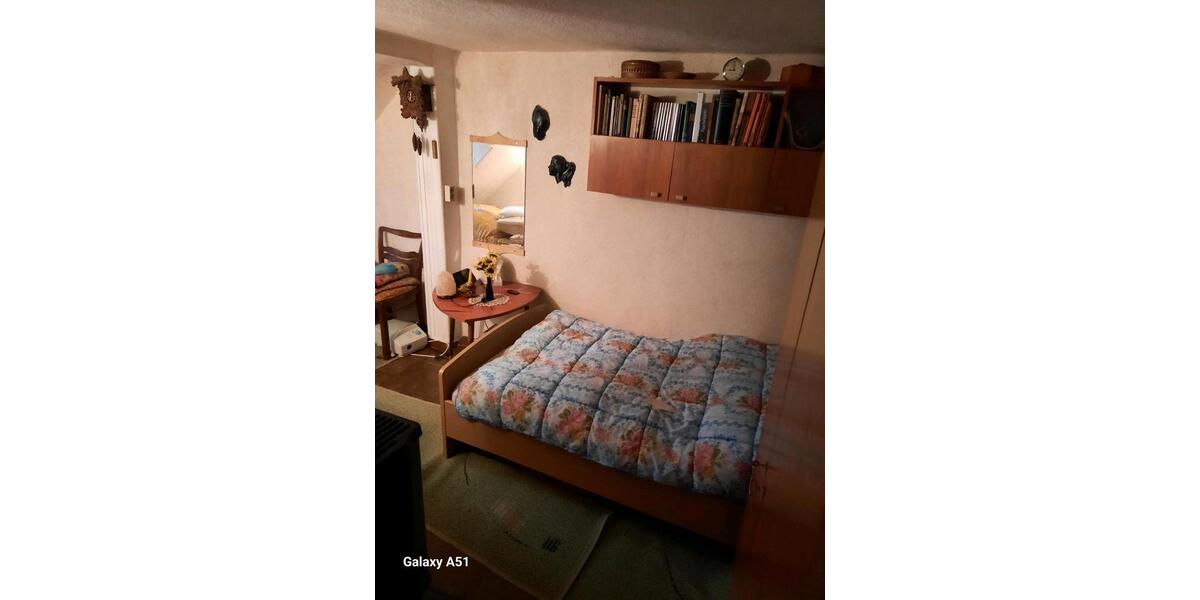 Einfamilienhaus Neuhaus am Rennweg - 6 Zimmer, 100 m&sup2;, 700&euro; | Angebot:26162714