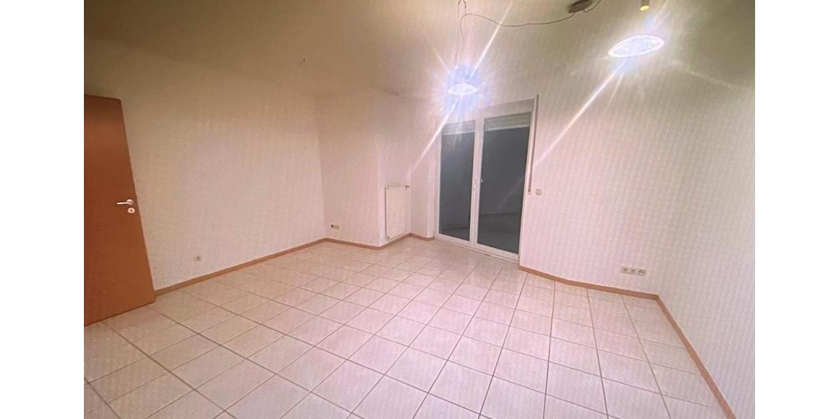 2- Zimmer, Küche,Bad , Wohnung 60m2 im EG mit Balkon in Lieser 2 zimmer