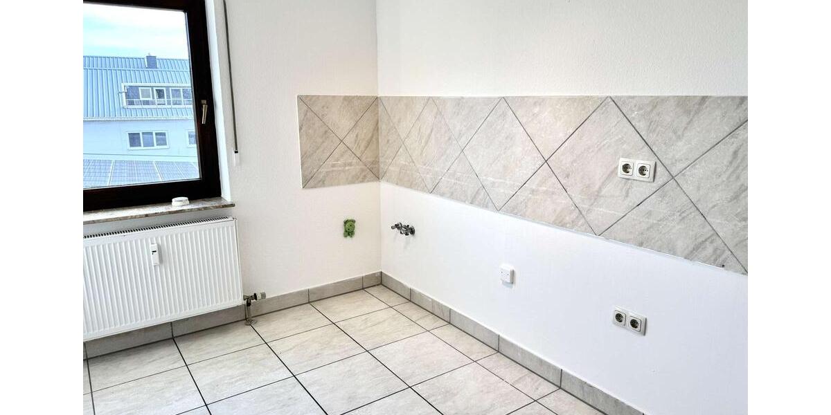 Renovierte 3-Zimmer-Dachgeschosswohnung in Lich! 3 zimmer