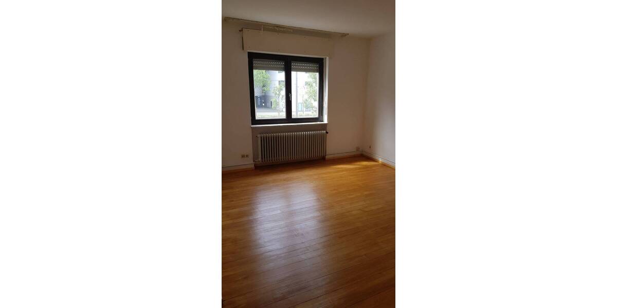 Etagenwohnung Karlsruhe Südweststadt - 3 Zimmer, 82 m&sup2;, 1.200&euro; | Angebot:26170663