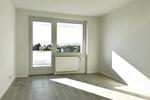 Neuwertige 4 Zim.-Penthouse Wohnung am See mit riesen Terrasse in Singen 4 zimmer