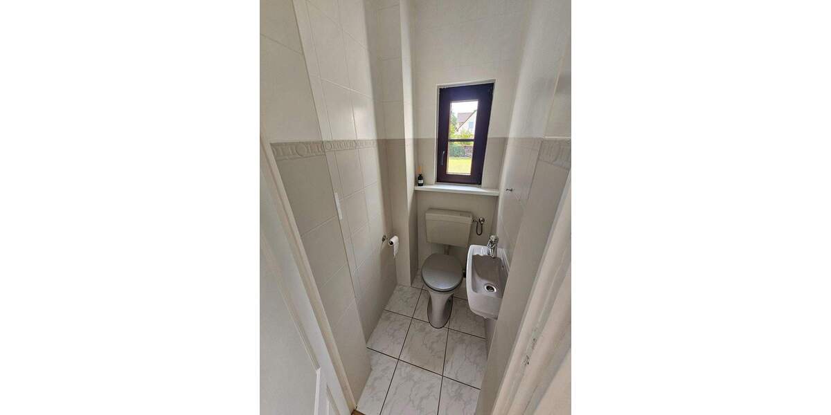 Einfamilienhaus Großpösna - 8 Zimmer, 217 m&sup2;, 2.520&euro; | Angebot:25880904