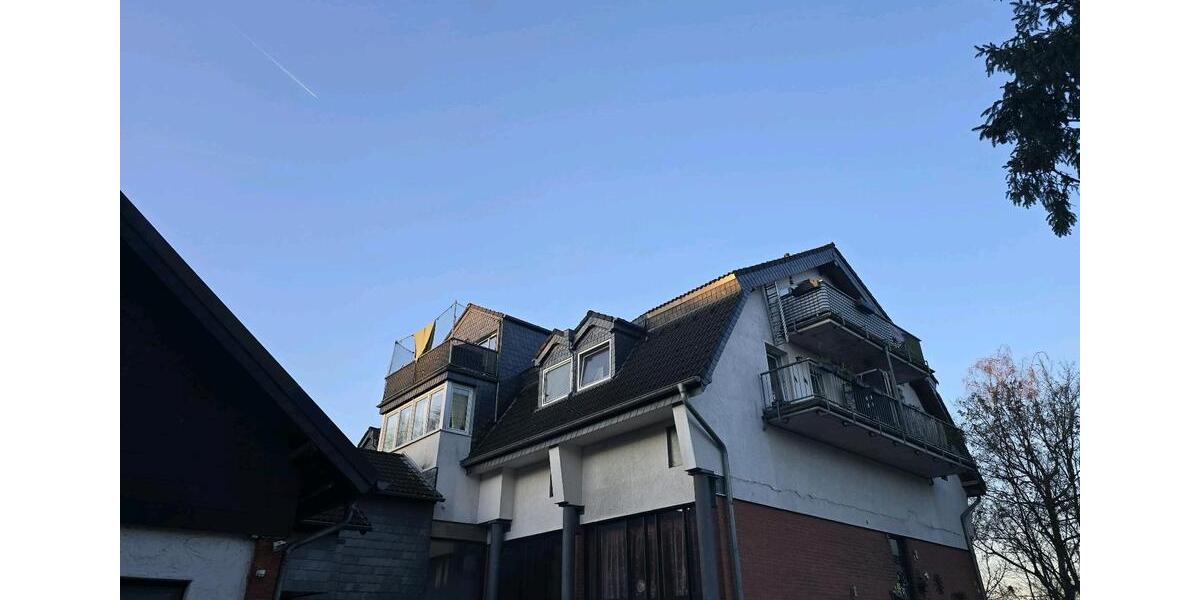 Dachgeschoßwohnung Rösrath - 3 Zimmer, 89 m&sup2;, 1.200&euro; | Angebot:25545185