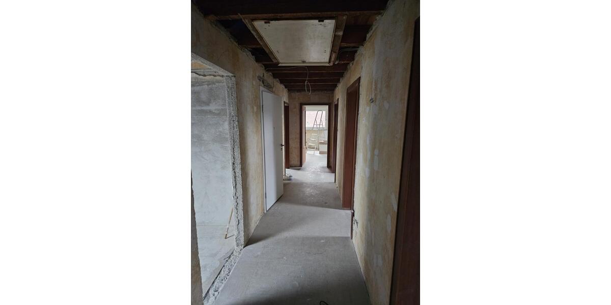 Dachgeschoßwohnung Kleve - 4 Zimmer, 75 m&sup2;, 800&euro; | Angebot:25223680