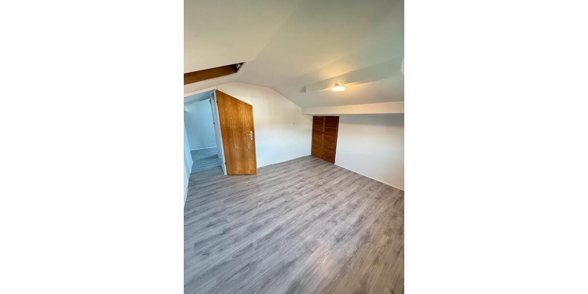 Einfamilienhaus Altenstadt - 6 Zimmer, 150 m&sup2;, 1.600&euro; | Angebot:26195902