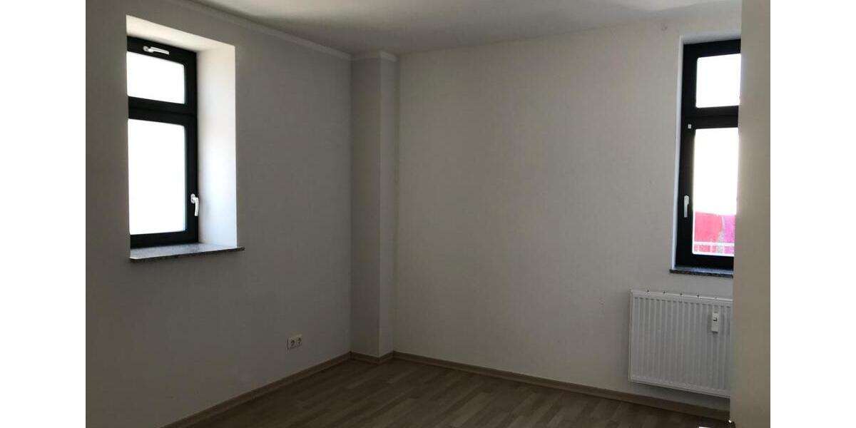 Erdgeschoßwohnung Gräfenhainichen - 3 Zimmer, 82 m&sup2;, 850&euro; | Angebot:25997761