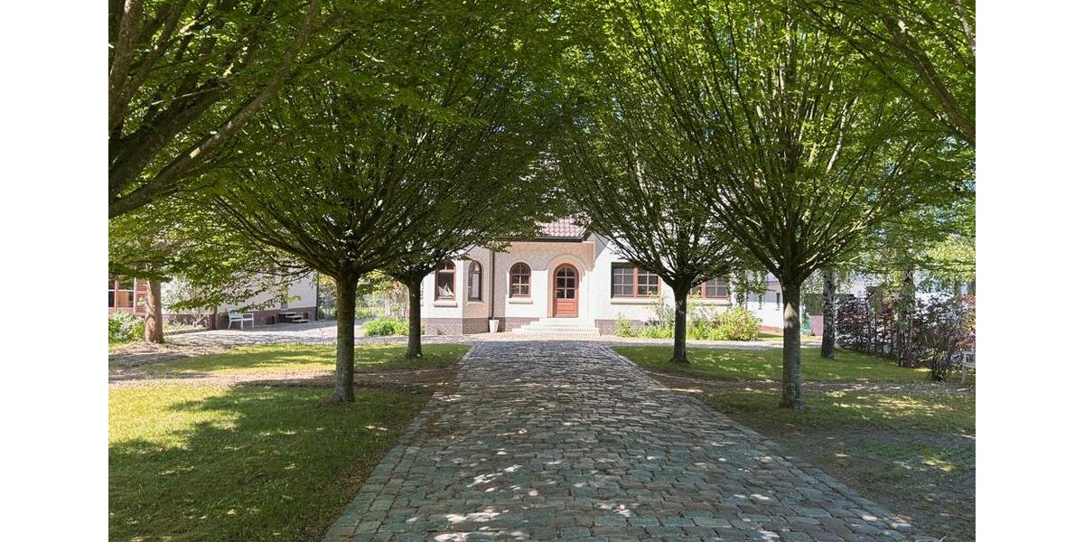 Erdgeschoßwohnung Ostrhauderfehn - 4 Zimmer, 121 m&sup2;, 940&euro; | Angebot:24678143