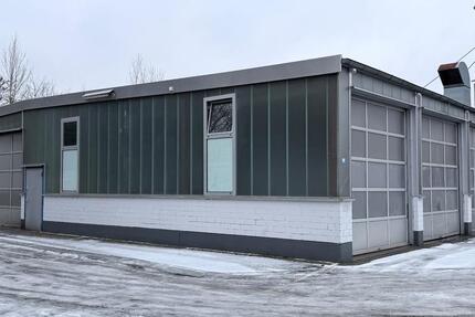 Werkstatthalle mit LKW-Tor, Grube & Büro – sofort verfügbar in Baunatal zimmer
