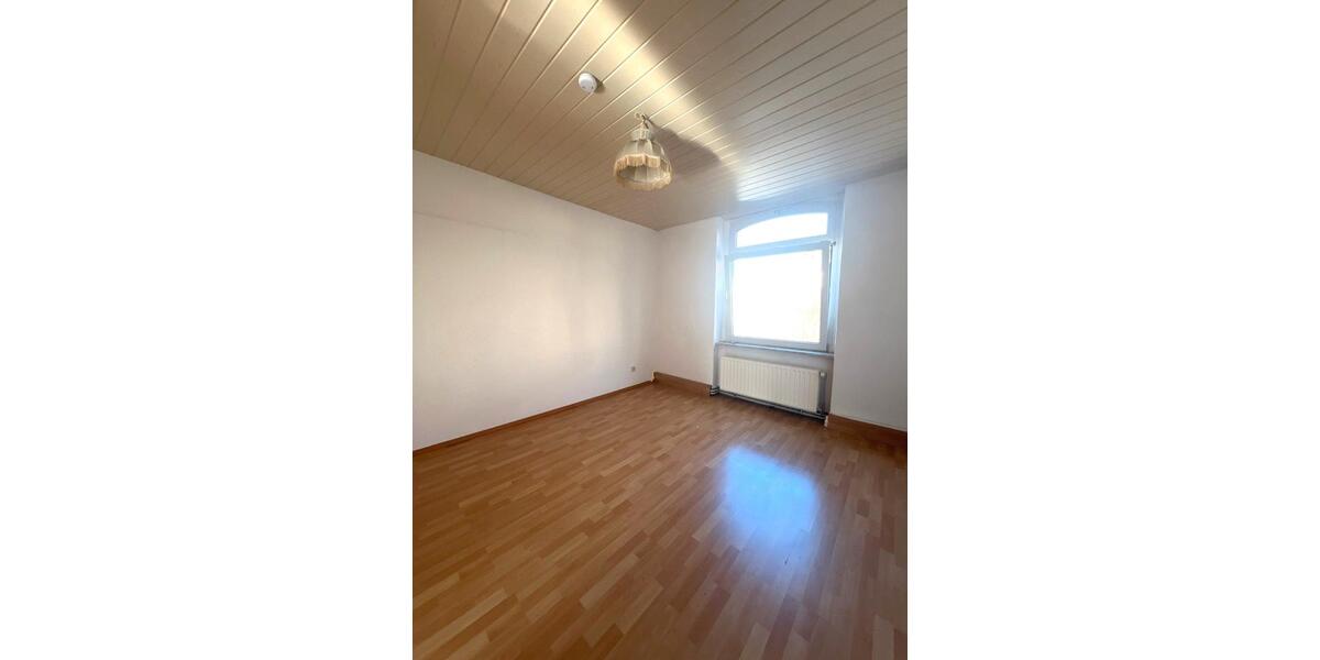 Etagenwohnung Hagen Hagen-Mitte - 3 Zimmer, 82 m&sup2;, 600&euro; | Angebot:26266796
