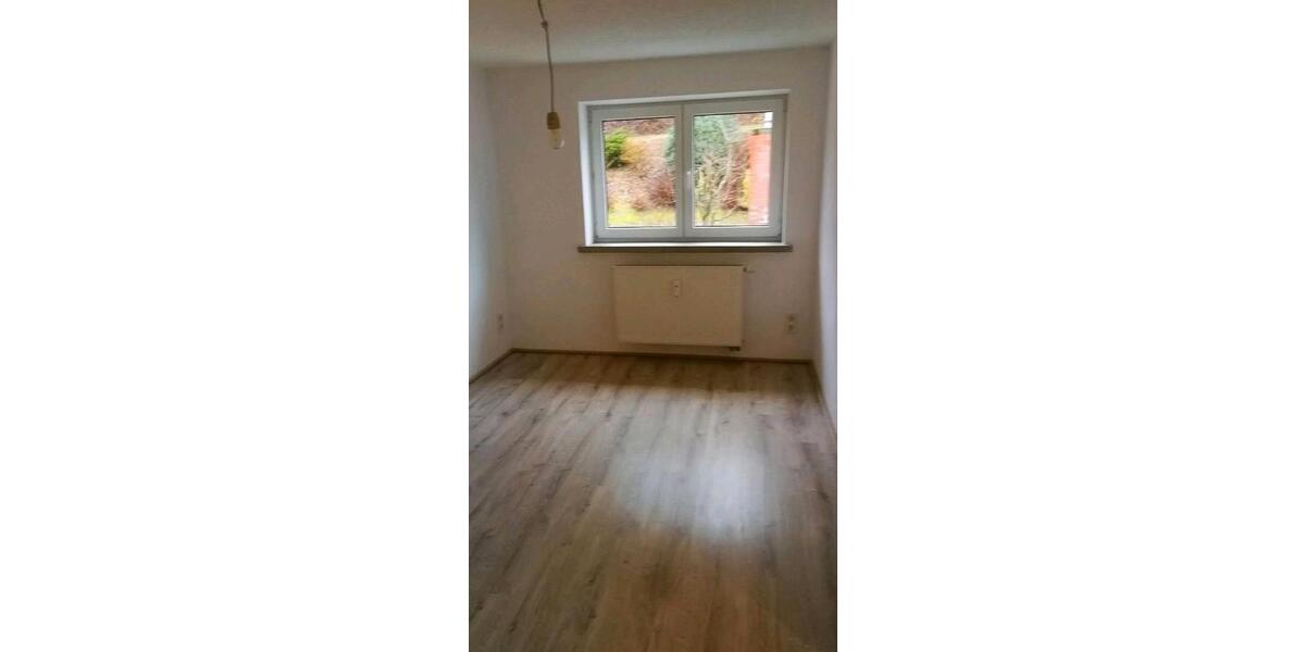 Etagenwohnung Bernstadt auf dem Eigen - 3 Zimmer, 72 m&sup2;, 485&euro; | Angebot:26074408