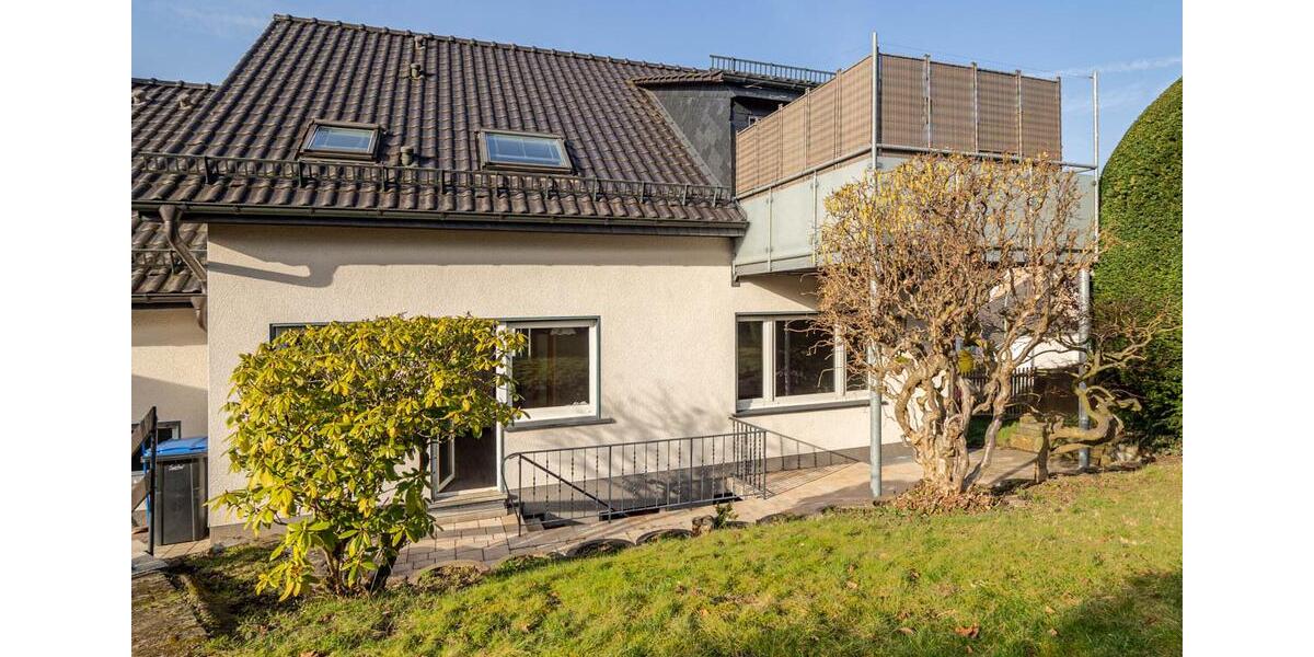 Etagenwohnung Meschede - 3 Zimmer, 82 m&sup2;, 450&euro; | Angebot:25781061