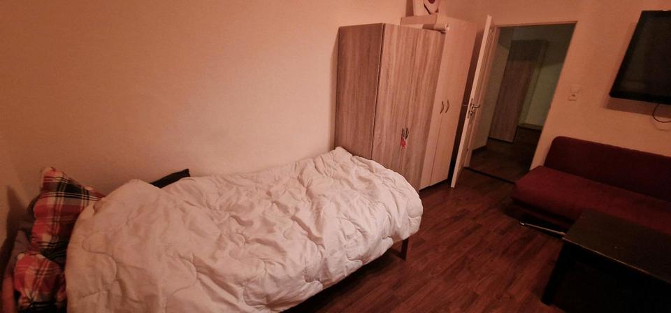 Etagenwohnung Altdorf - 3 Zimmer, 90 m&sup2;, 2.200&euro; | Angebot:24851025
