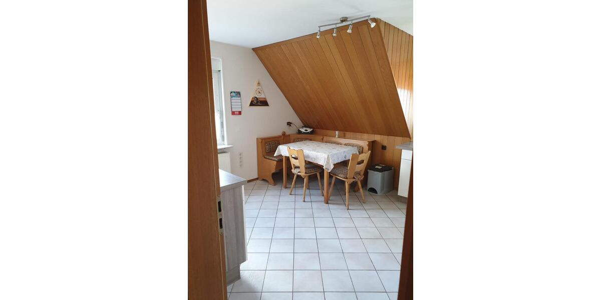 Wohnen auf Zeit Spangenberg - 3 Zimmer, 100 m&sup2;, 19&euro; | Angebot:19160284