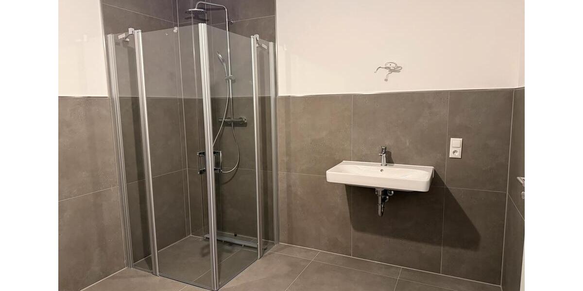 Erdgeschoßwohnung Schortens - 3 Zimmer, 95 m&sup2;, 1.150&euro; | Angebot:26300768