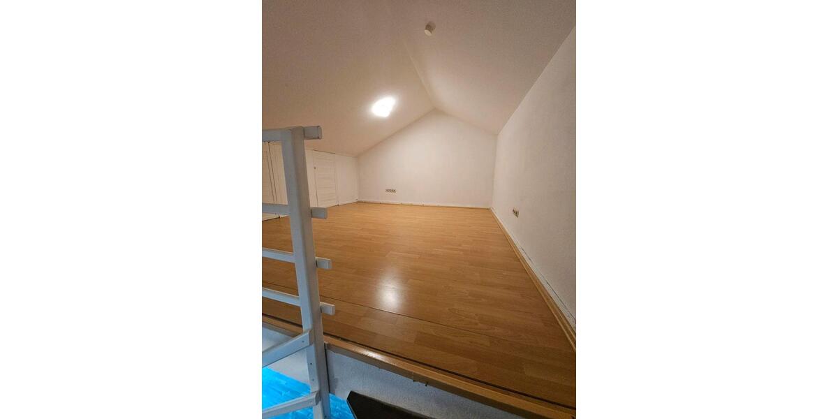 Etagenwohnung Bausendorf - 4 Zimmer, 92 m&sup2;, 835&euro; | Angebot:25402016