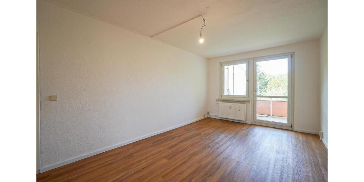 Renovierte 3-Zimmer-Wohnung mit Balkon – sofort bezugsfrei! 3 zimmer