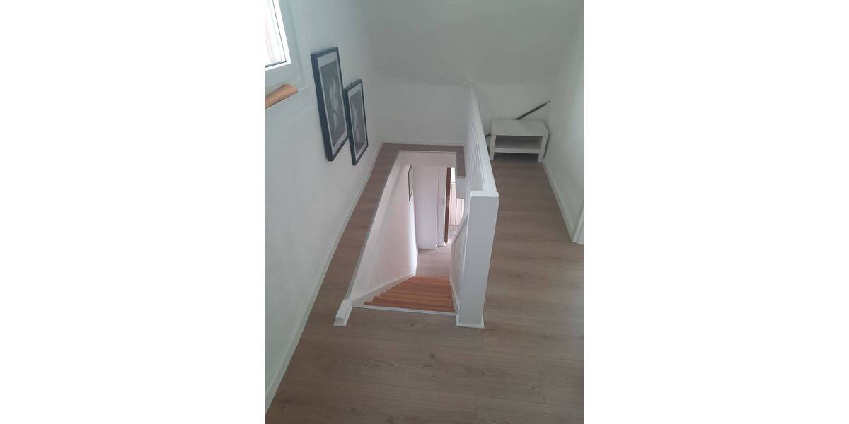 Mehrfamilienhaus, Wohnhaus Höchberg - 4 Zimmer, 90 m&sup2;, 895&euro; | Angebot:26766637