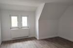 Dachgeschoßwohnung Meiningen - 3 Zimmer, 57 m&sup2;, 410&euro; | Angebot:26588690