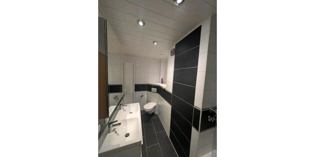 Etagenwohnung Regensburg Ganghofersiedlung - 1 Zimmer, 112 m&sup2;, 463&euro; | Angebot:26658349